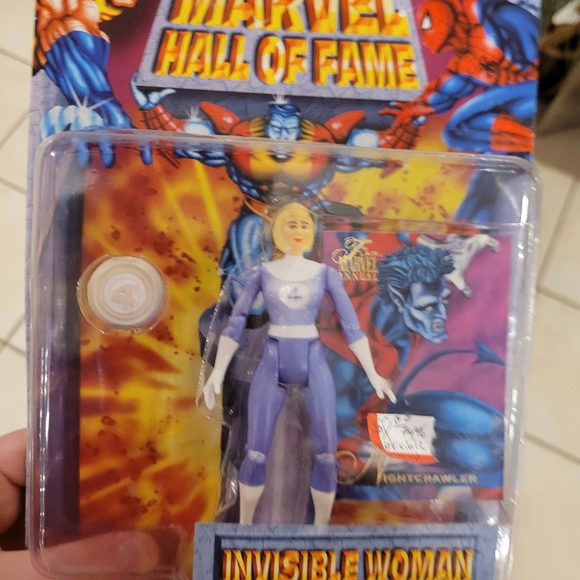 Marvel hall of fame invisible girl - Picture 1 of 2